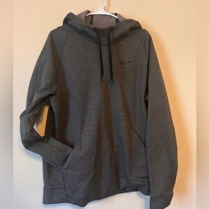 Men’s Nike dry fit hoodie dark gray 
Excellent condition